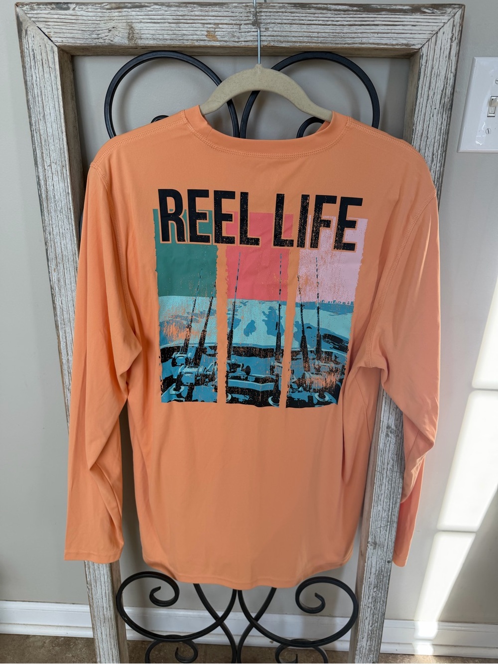 Reel Life Fishing Shirt Men’s Large UV Performance Long Sleeve Apricot Graphic
